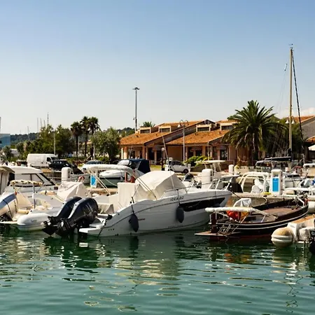Bed & Breakfast L'onda - House *